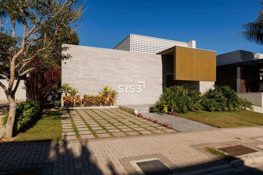Villa a Curitiba, Paraná