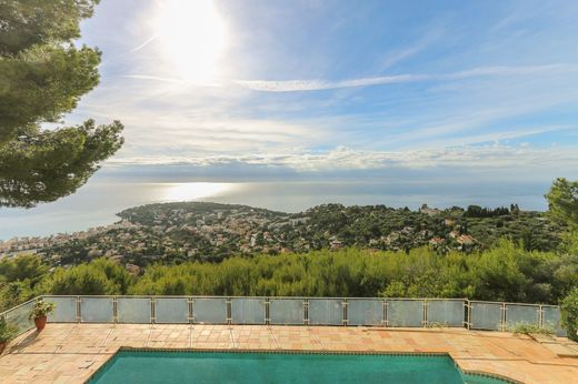 Roquebrune-Cap-Martin, Alpes-Maritimesのヴィラ