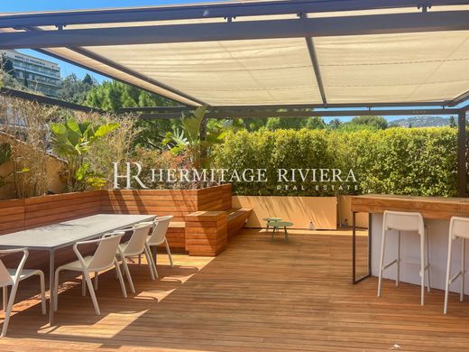 Apartment / Etagenwohnung in Saint-Jean-Cap-Ferrat, Alpes-Maritimes