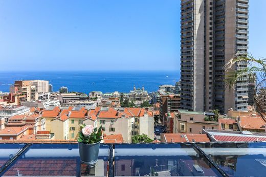 Apartment / Etagenwohnung in Beausoleil, Alpes-Maritimes