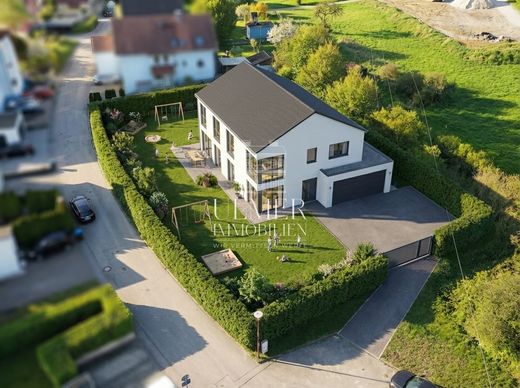 Участок, Dußlingen, Tübingen Region