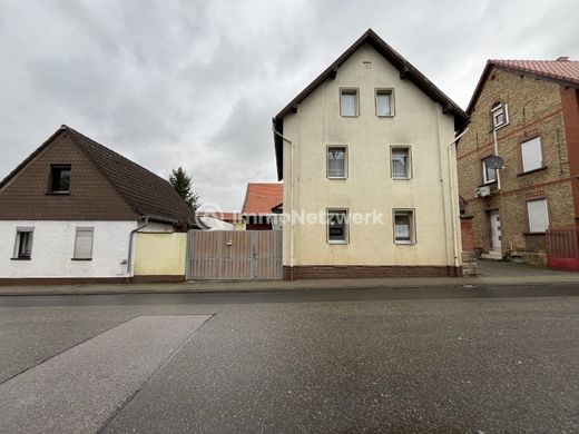 منزل ﻓﻲ Nieder-Saulheim, Rheinland-Pfalz
