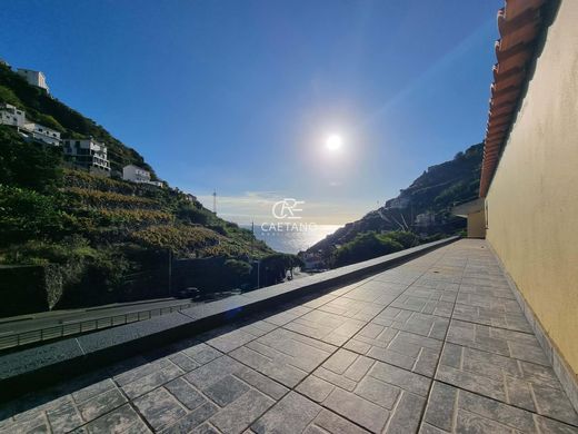 Βίλα σε Calheta, Madeira