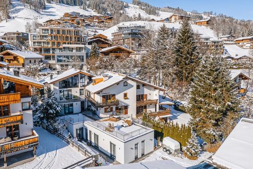 Casa di lusso a Hinterglemm, Politischer Bezirk Zell am See
