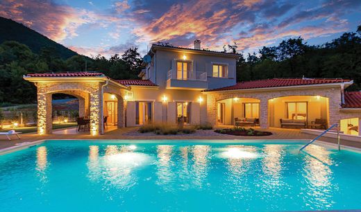 Villa in Veprinac, Grad Opatija