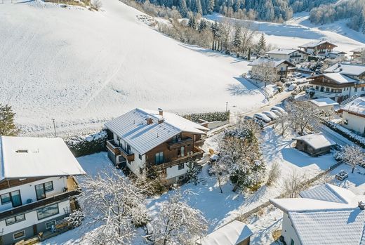 Casa di lusso a Kaprun, Politischer Bezirk Zell am See