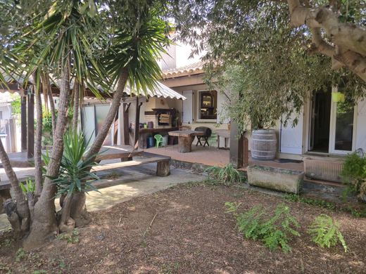 Villa a Mireval, Hérault