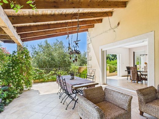 Villa in Grosseto-Prugna, South Corsica