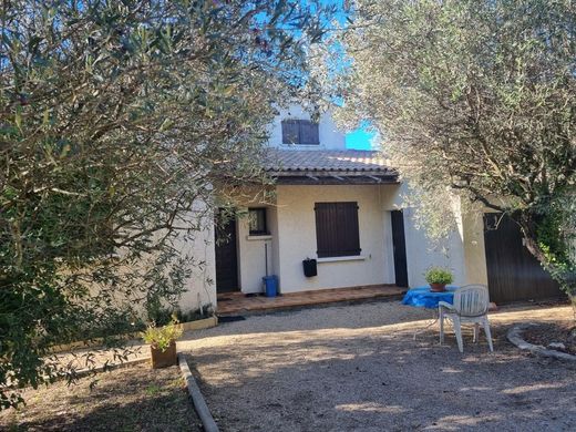 Villa in Villevieille, Gard