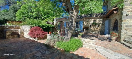 Βίλα σε Mons (Gard), Gard