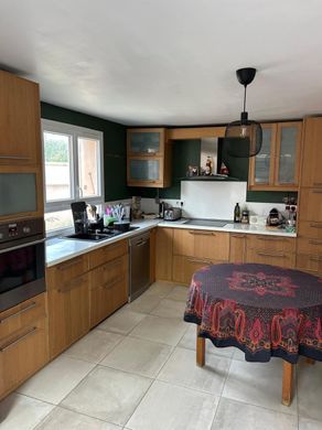 Villa in Marignane, Bouches-du-Rhône