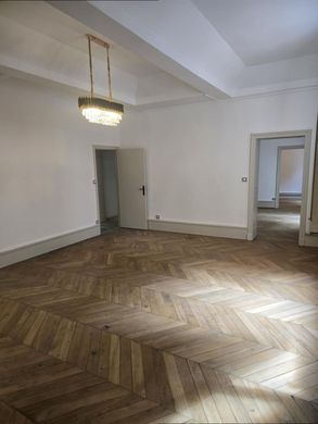 Apartment / Etagenwohnung in Lyon, Rhône
