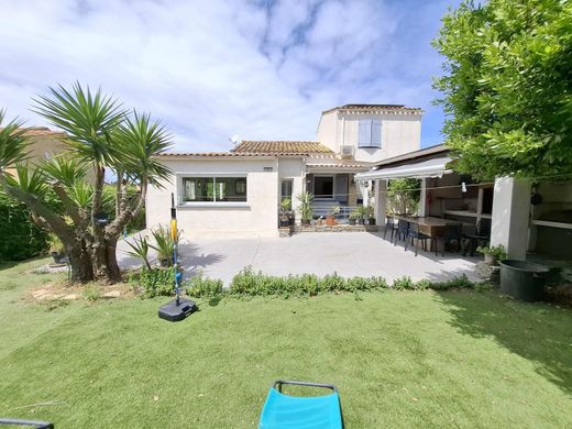 Villa in Saint-Aunès, Hérault