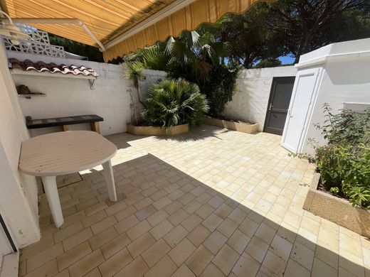 Villa in La Grande-Motte, Hérault