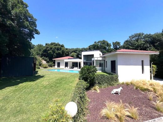 Villa in Sommières, Gard