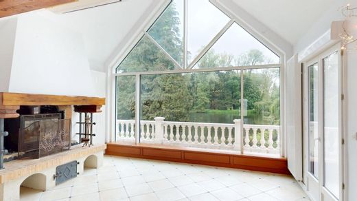 Villa in Bray-sur-Somme, Somme