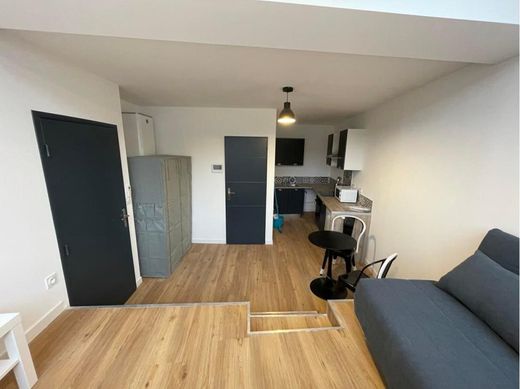 Kamienica w Nîmes, Gard