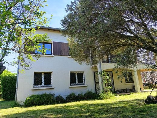 Villa in Fabrègues, Hérault