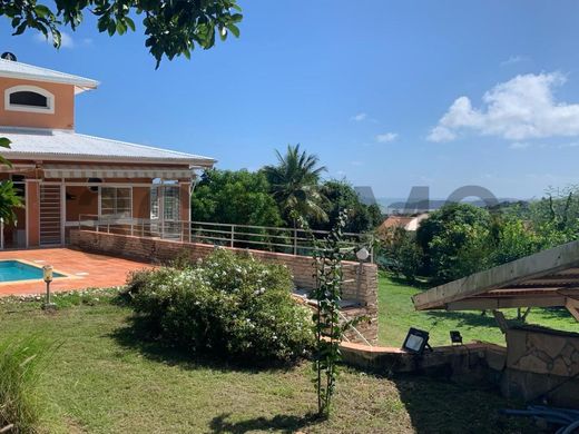 Villa a La Trinité, Martinica