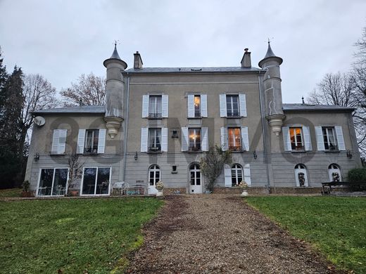 La Ferté-sous-Jouarre, Seine-et-Marneのヴィラ