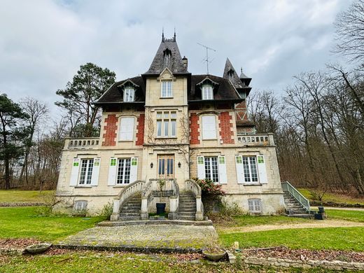 Villa à Pierrefonds, Oise
