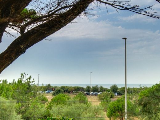 Villa in Anglet, Pyrénées-Atlantiques