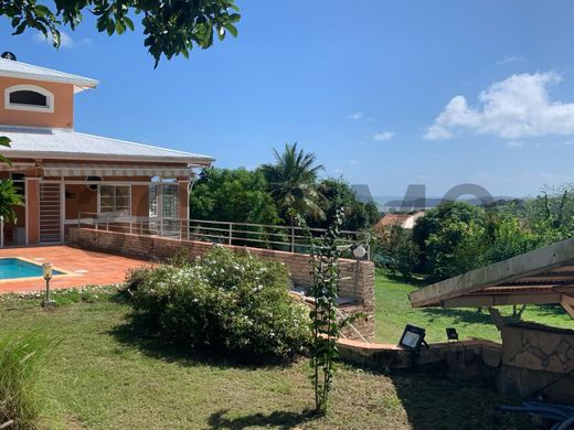 Willa w La Trinité, Martinique