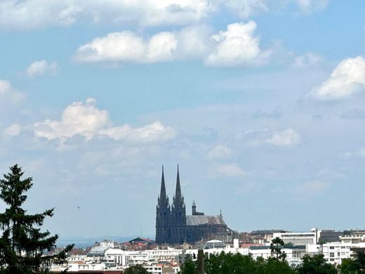 Вилла, Шамальер, Puy-de-Dôme