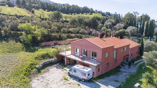 Villa in Cases-de-Pène, Pyrénées-Orientales