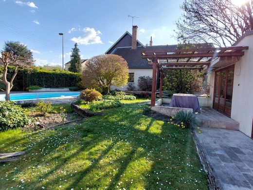 Βίλα σε Enghien-les-Bains, Val d'Oise