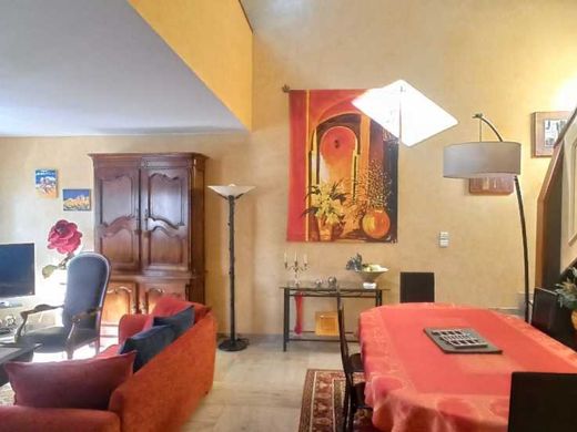 Komplex apartman Saint-Étienne, Loire