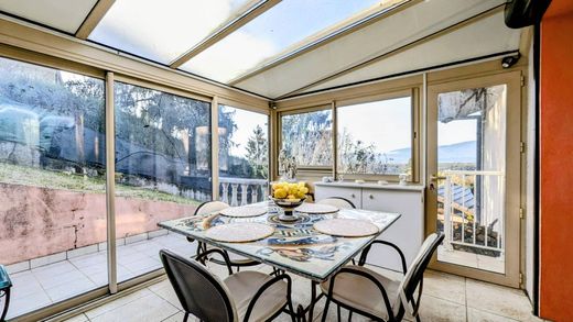 Villa in Bonne, Haute-Savoie