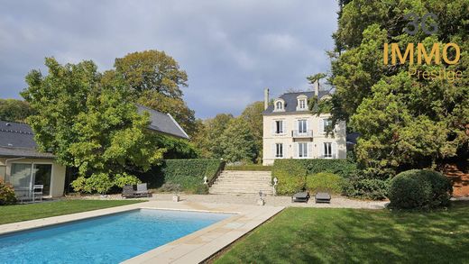 Villa in Compiègne, Oise