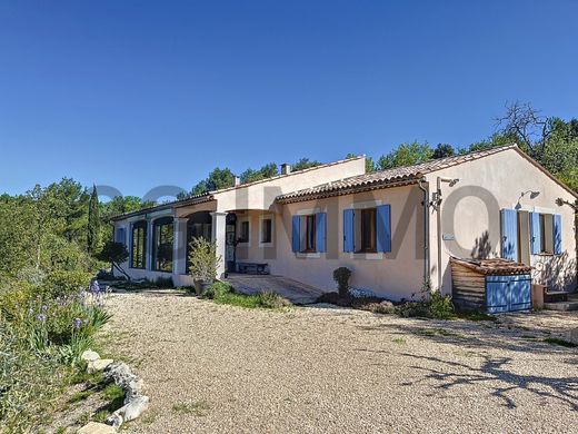 Villa in Esparron-de-Verdon, Alpes-de-Haute-Provence