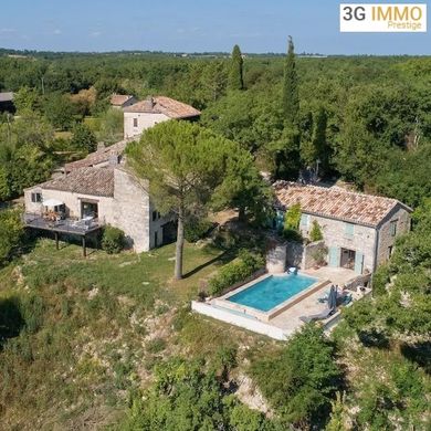 Villa in Le Montat, Lot