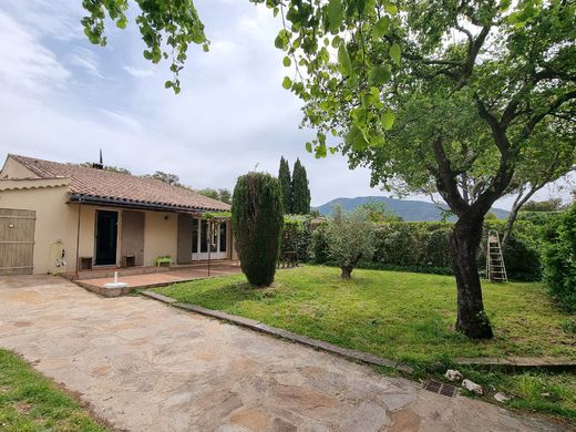 Villa a La Môle, Var