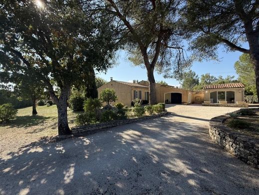 Villa in Saint-Saturnin-lès-Apt, Vaucluse