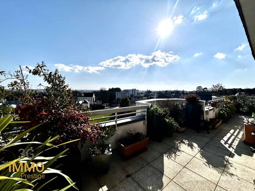 Apartment in Tours, Indre and Loire