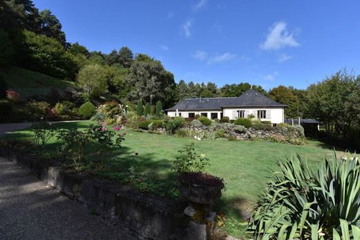 Villa in Orcines, Puy-de-Dôme
