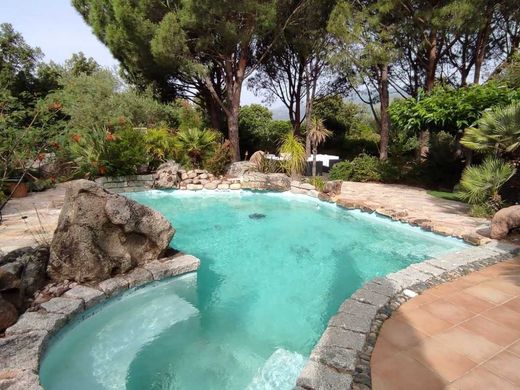 Villa in San-Gavino-di-Carbini, South Corsica