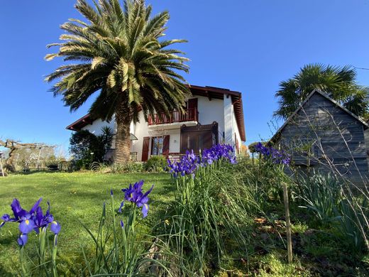 Villa in Halsou, Pyrénées-Atlantiques