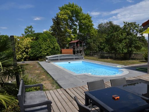 Villa en Riom, Puy de Dome