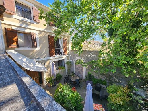 Willa w Eyragues, Bouches-du-Rhône