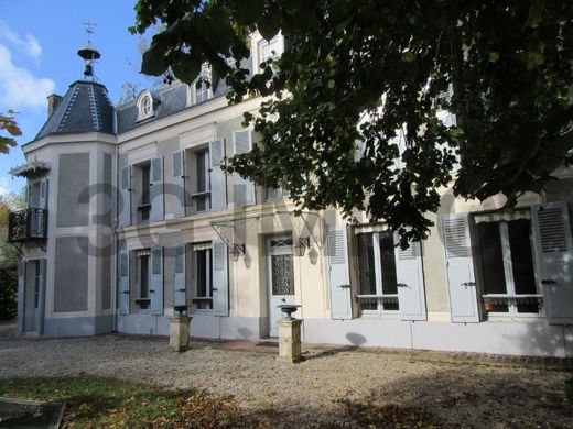 Villa a Provins, Seine-et-Marne