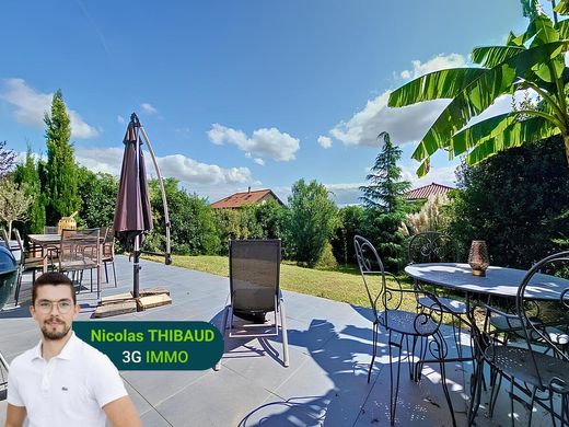 Villa in Vernaison, Rhône