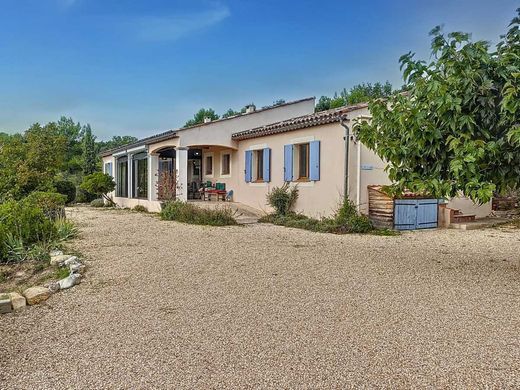 Villa in Esparron-de-Verdon, Alpes-de-Haute-Provence