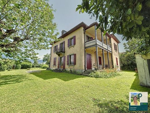 Villa a Peillonnex, Alta Savoia