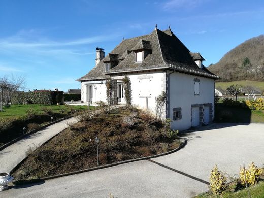 Villa Polminhac, Cantal