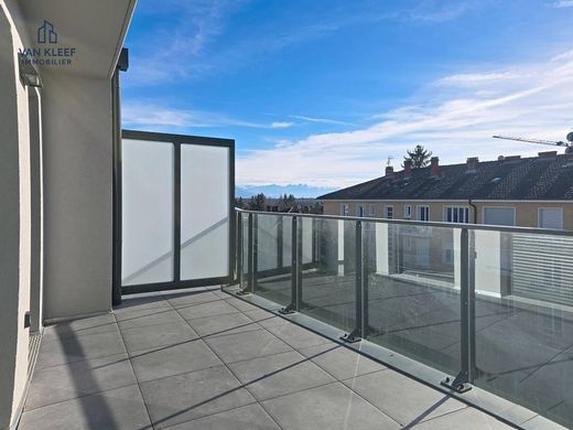 Apartment in Divonne-les-Bains, Ain