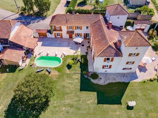 Villa in Tarbes, Hautes-Pyrénées